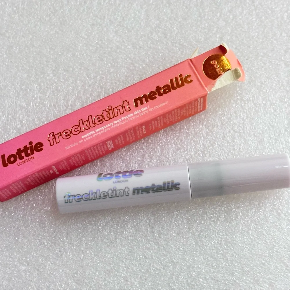💝NIB Lottie London Freckle Tint Metallic Gold💝